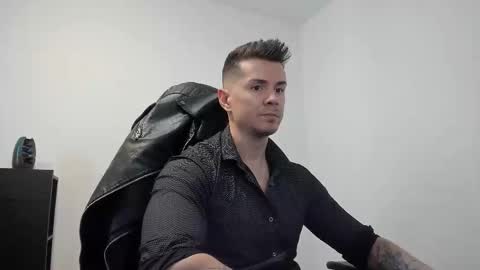 Snapshot of alphagodleatherking92 chatting on October 30, 8:16 am LeatherMaster online show from October 30, 8:16 am