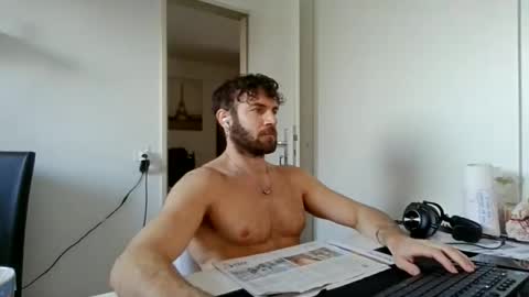 alphah_hunk online show from January 13, 12:43 pm