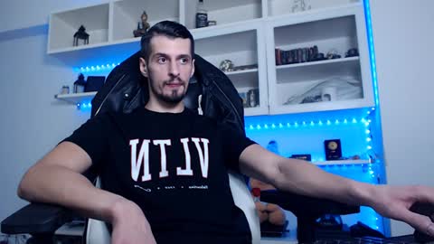 MasterTodd online show from December 3, 8:06 pm