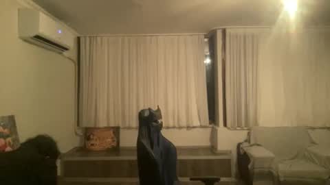 AlphAndre online show from February 17, 4:37 pm