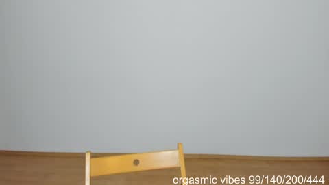 Snapshot of alphaqueenx chatting on March 7, 8:13 am Michelle online show from March 7, 8:13 am