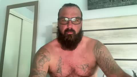 Snapshot of alphareign85 chatting on August 7, 6:43 pm alphareign85 online show from August 7, 6:43 pm