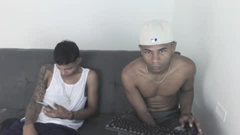 alphas_latins online show from June 16, 7:16 pm