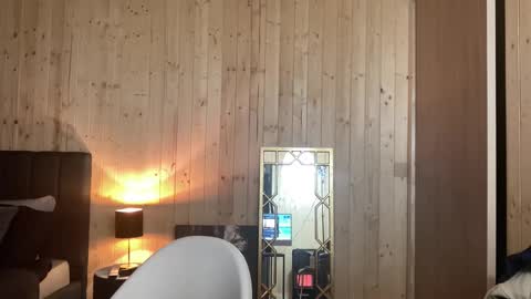 Jhonny online show from March 2, 4:14 am