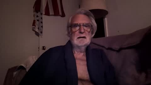 Snapshot of alphauniform chatting on January 17, 11:59 am AlphaUniform online show from January 17, 11:59 am