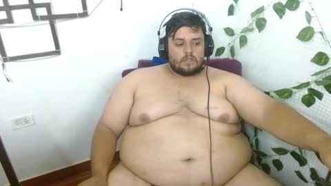 Snapshot of altairstudiosboy chatting on December 15, 4:11 pm Jhosep online show from December 15, 4:11 pm