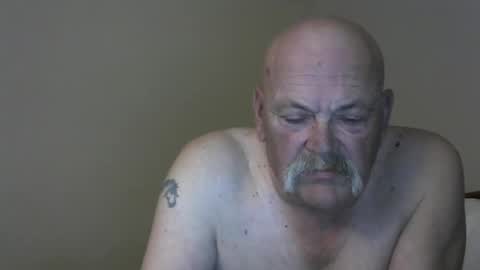 Snapshot of altoplay69 chatting on December 3, 6:10 am altoplay69 online show from December 3, 6:10 am