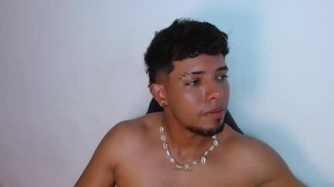 Snapshot of alucard_smith_ chatting on September 12, 6:35 am Smith and lucy online show from September 12, 6:35 am