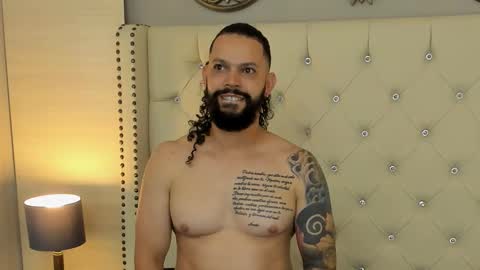 Snapshot of alukardbig chatting on October 22, 11:48 pm alukardbig online show from October 22, 11:48 pm