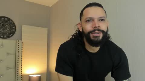 Snapshot of alukardbig chatting on October 24, 2:13 pm alukardbig online show from October 24, 2:13 pm