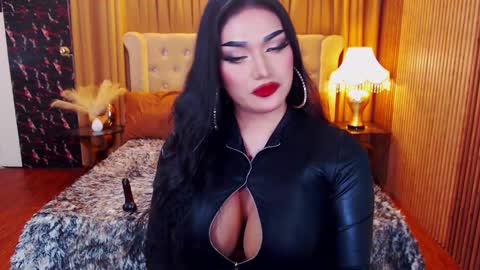 Alura Jhenson online show from September 11, 7:14 pm