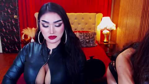 Alura Jhenson online show from October 18, 6:41 pm