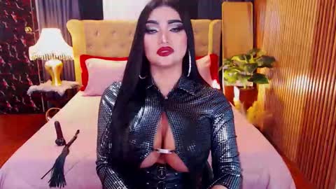 Alura Jhenson online show from February 19, 10:11 am