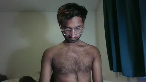 Snapshot of alvin_miler chatting on October 29, 3:58 pm alvin miler online show from October 29, 3:58 pm