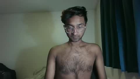 Snapshot of alvin_miler chatting on November 4, 12:32 am alvin miler online show from November 4, 12:32 am