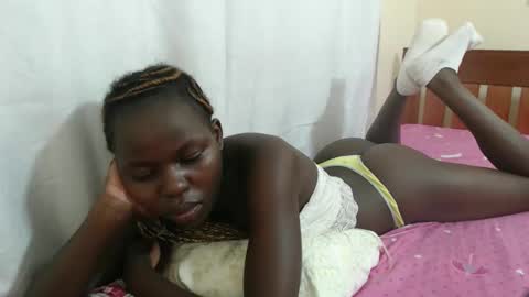 Snapshot of alvine_keji chatting on October 22, 2:34 am Alvine keji online show from October 22, 2:34 am