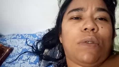 Snapshot of aly826805 chatting on September 18, 11:51 pm analia online show from September 18, 11:51 pm