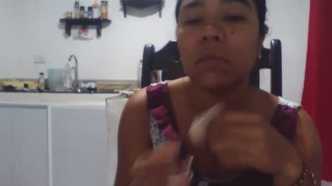 Snapshot of aly826805 chatting on October 7, 3:58 am analia online show from October 7, 3:58 am