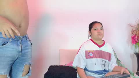 Snapshot of aly_n_sebas chatting on July 11, 2:58 am aly_n_sebas online show from July 11, 2:58 am