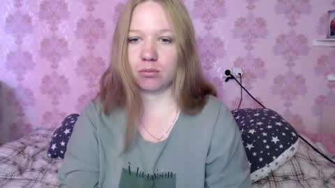 Snapshot of alya764770 chatting on August 4, 3:32 am alya764770 online show from August 4, 3:32 am