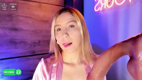 Snapshot of alyamonroe chatting on November 20, 10:48 am Alya online show from November 20, 10:48 am