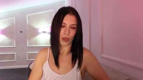 Snapshot of alyarei chatting on November 30, 6:12 pm alyarei online show from November 30, 6:12 pm