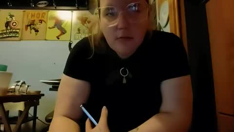 Snapshot of alycewonderland96 chatting on May 23, 1:59 pm Alyce in Wonderland online show from May 23, 1:59 pm