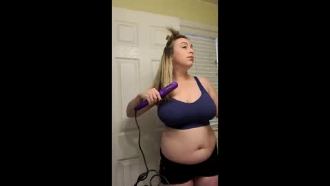 alyjeanne0420 online show from February 1, 9:02 pm