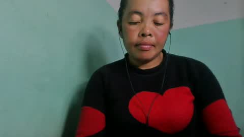 alypierette online show from June 13, 6:50 pm