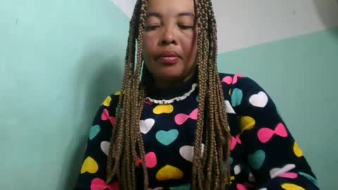 alypierette online show from July 22, 8:17 am