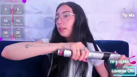 sopie online show from January 14, 11:10 am