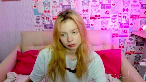 Snapshot of alysameow chatting on December 5, 6:59 pm Alysa 7GMT online show from December 5, 6:59 pm