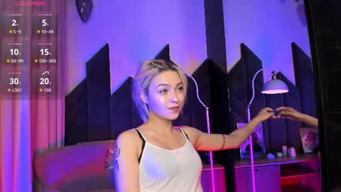 Alysia online show from July 8, 2:10 pm