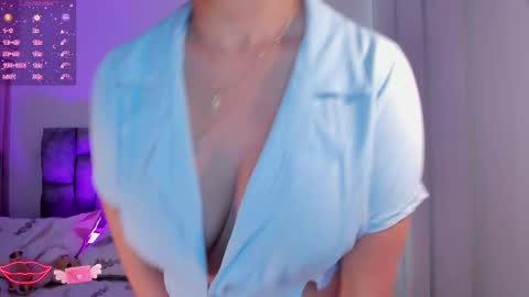 Snapshot of alysonn_conner chatting on December 19, 3:30 pm Alyson online show from December 19, 3:30 pm