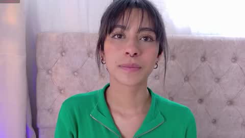 alyssa_joness online show from December 5, 2:36 pm