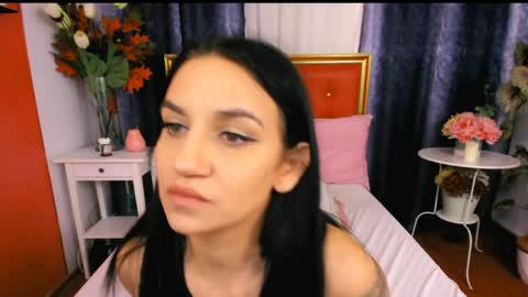 Alyssa online show from April 29, 7:34 am