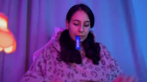 alyssy_nc online show from September 19, 3:08 am