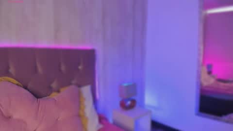 Alyy online show from February 11, 2:44 pm