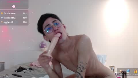 Snapshot of amad696 chatting on December 31, 10:34 pm Amad Passer x guests Independent model online show from December 31, 10:34 pm