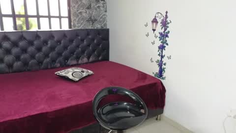 victoria milf online show from June 30, 4:19 pm
