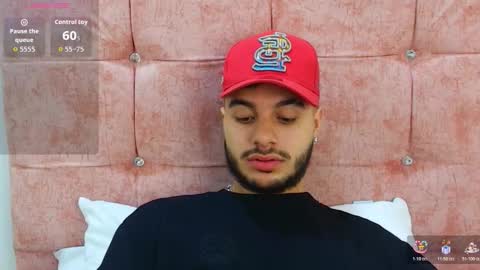 Snapshot of amadeo_wild chatting on November 14, 2:16 pm Amadeo Wild online show from November 14, 2:16 pm