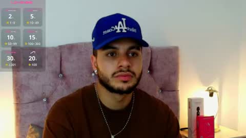 Snapshot of amadeo_wild chatting on August 7, 7:27 pm Amadeo Wild online show from August 7, 7:27 pm