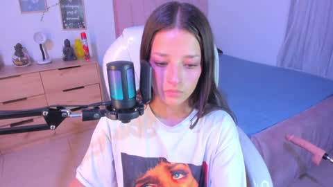 B I A N C A online show from February 5, 4:16 am