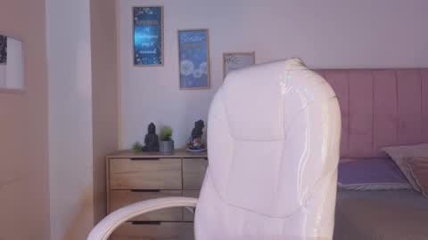 B I A N C A online show from November 22, 3:38 am