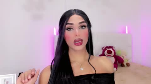 Snapshot of amal_baddel_ chatting on October 26, 2:28 am amal_baddel_ online show from October 26, 2:28 am