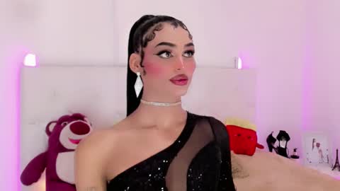 Snapshot of amal_baddel_ chatting on November 10, 10:20 pm amal_baddel_ online show from November 10, 10:20 pm