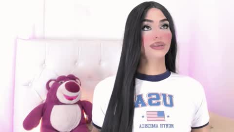 Snapshot of amal_baddel_ chatting on November 27, 2:46 am amal_baddel_ online show from November 27, 2:46 am