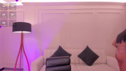 Snapshot of amalia_cruss chatting on September 22, 8:22 pm Amalia cruss online show from September 22, 8:22 pm