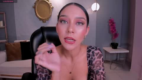 Amalia cruss online show from May 14, 9:21 pm