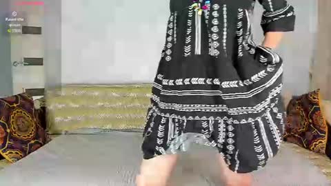Snapshot of amalia_mio chatting on July 25, 8:34 am Amalia online show from July 25, 8:34 am